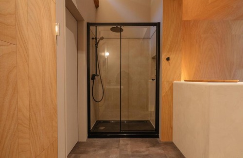 Inami Wohnung | APARTMENTS by Bed and Craft