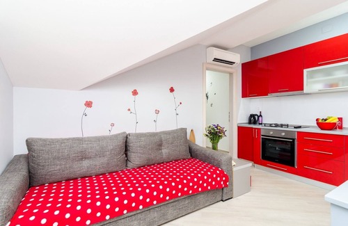 Banici Wohnung | Apartments Donita - Comfort Two Bedroom Apartment with Balcony and Sea View