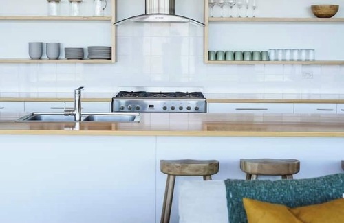 North Bruny Haus | Apollo's Rest Home Away
