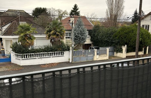 Chelles Wohnung | Apparemment Chaleureux à 30 min Paris,cdg, Disney