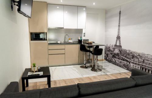 Le Pin Wohnung | Appartement 1-2 pers - Aéroport CDG, Parc Expo, Villepinte - A L'Ombre du Pin "9"