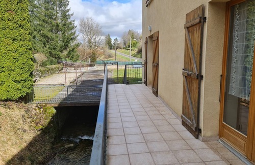Legna Haus | Appartement 130 M² Cour Privative Ruisseau Sous Balcon