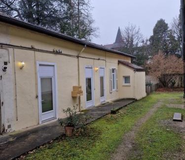 Lons-le-Saunier Wohnung | Appartement 2/4 pers Le Cosy