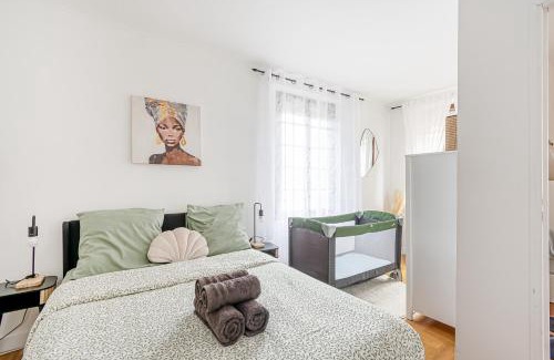 Le Pin Wohnung | Appartement 2 pièces 36m2, CDG Airport, Disneyland Paris, Asterix, Parc des expo, 10min gare de Chelles, Parking gratuit dans la ville
