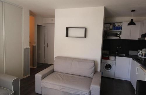 Bagneres-de-Luchon Wohnung | Appartement 2 Pièces avec Cabine, Parking, Internet - Bagnères-de-Luchon - FR-1-313-159