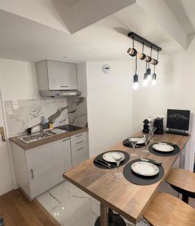 Magny-le-Hongre Wohnung | Appartement 5min to DisneyLand, parking privé