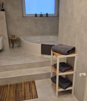 Apelern Wohnung | Appartement Apelern (A2) - 2 Zimmer, Badewanne, Terrasse, Netflix