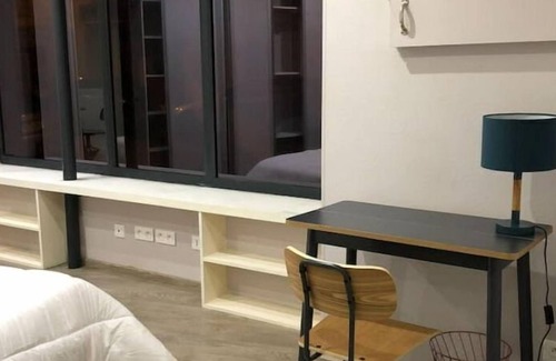Lons-le-Saunier Wohnung | Appartement Avec Cour Privée au Centre-ville
