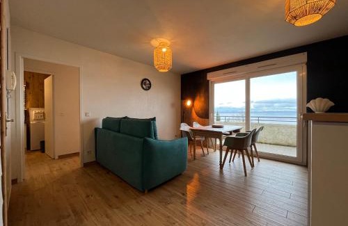 Publier Wohnung | Appartement avec piscine et parking à Évian-les-Bains - FR-1-498-109