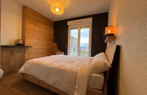 Publier Wohnung | Appartement avec piscine et parking à Évian-les-Bains - FR-1-498-109
