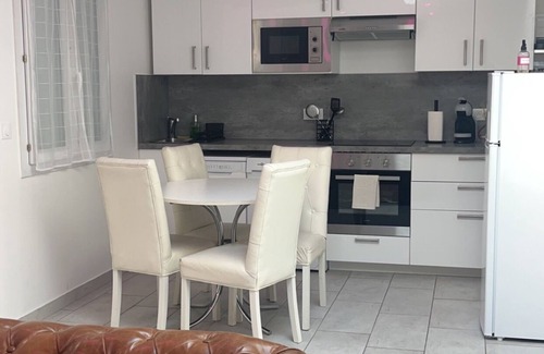 Pontault-Combault Wohnung | Appartement De Charme à 25 Minutes de Paris - F3