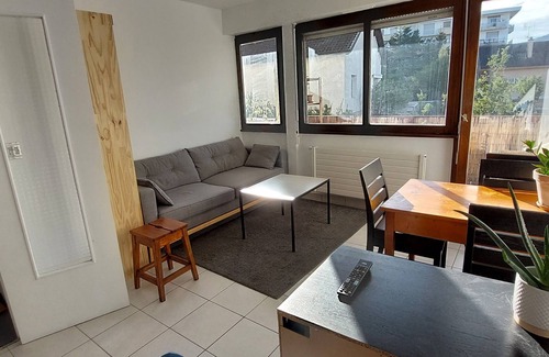 Gaillard Wohnung | Appartement Lumineux au Calme Avec Balcon Tout Proche de Genève