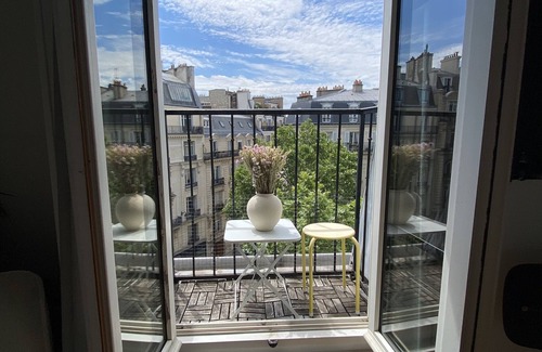 17th Arrondissement Wohnung | Appartement Lumineux/ Parc Monceau/champs Elysées/sacré Coeur