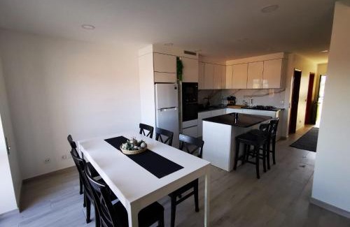 Foz do Arelho Wohnung | Appartement luxueux - Vue magnifique, piscine, balcon - Parking