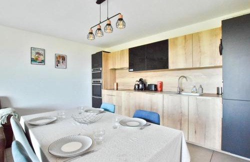 Evian-les-Bains Wohnung | Appartement neuf moderne avec balcon et garage à Évian - FR-1-498-103