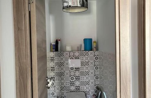 Oyonnax Wohnung | Appartement privé et lumineux en centre-ville, à Oyonnax, proche des lacs
