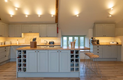 Ilminster Hütte | Apple Loft - Beautiful Somerset cottage, sleeps 13 guests in 6 bedrooms