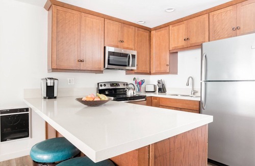 Carpinteria Wohnung | Apt 2: Luxus 2 Schlafzimmer, 2 Bäder, Schritte zum Strand