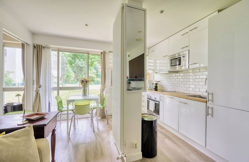 Clichy Wohnung | Apt 37 m², 1 Chambre, vu Jardin à Clichy Avec une Place de Parking