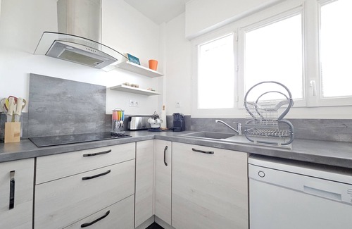 Pontaillac Wohnung | Apt 4 Pers, 1 min de la Plage, Parking Privé