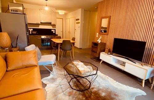 Saint-Jean-de-Sixt Wohnung | Wohnung 5 Pers, Garage, Balkon, WiFi, Skiraum