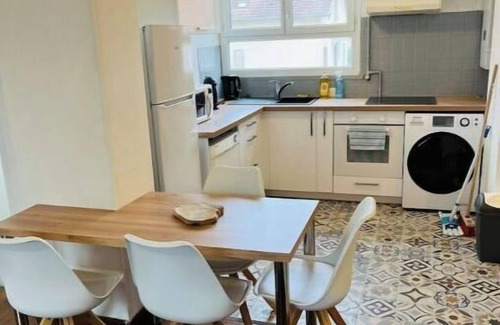 Besancon Wohnung | Apt,54m2, Refait à Neuf, Wifi, 3 Couchages ++