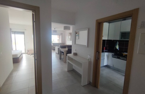 Vale de Parra Wohnung | Luxuriöses Apartment mit 2 Schlafzimmern, Terrasse und Grill sowie Pool- und Meerblick