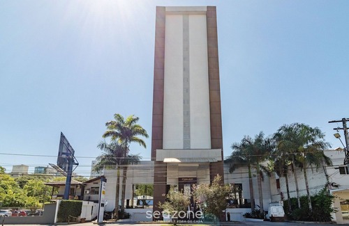 Centro Wohnung | Apt in Condo With Pool in Blumenau Pem1301