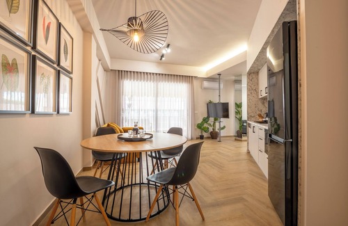 Monastiraki Wohnung | Apt in Monastiraki with balcony and Acropolis view