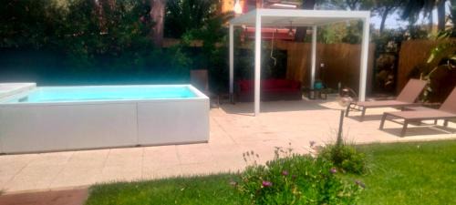 Quartu Sant'Elena Haus | Apt in Villa Serra