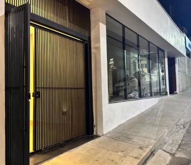 Lavras Wohnung | Apt novo no centro com garagem perto de tudo que você precisa