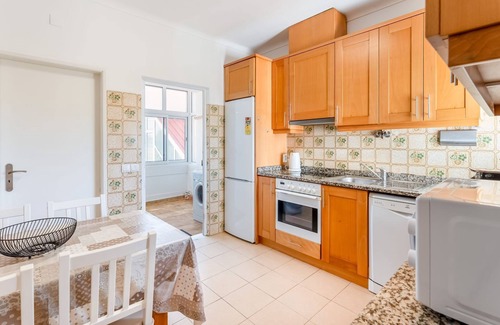 Albufeira Wohnung | Apt T3 Luminoso c/Piscina Ferreiras by LovelyStay
