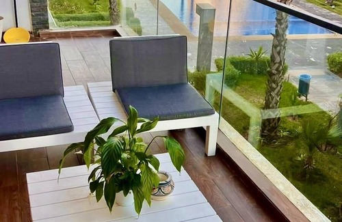 Soualem Trifiya Eigentumswohnung | Apt Tamaris/Sidi Rahal sea view, feet in the water