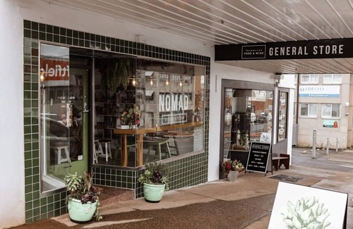 Devonport Wohnung | Apt with Aircon & Loft Bedroom, Great Location