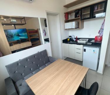 Sao Carlos Wohnung | APTO TESLA 02,com piscina e Ar condicionado