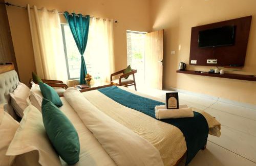 Bail Parao Hotel | Aranya Resort & Suites By Shivaneel Hospitality