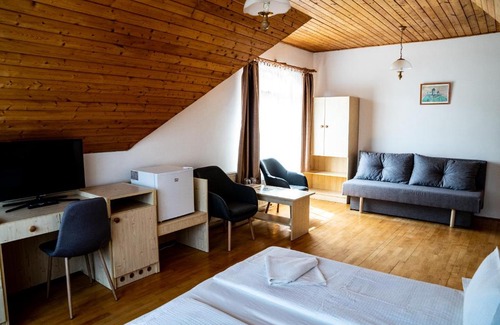 Telkibanya Haus | Aranybánya Panzió és Apartmanház