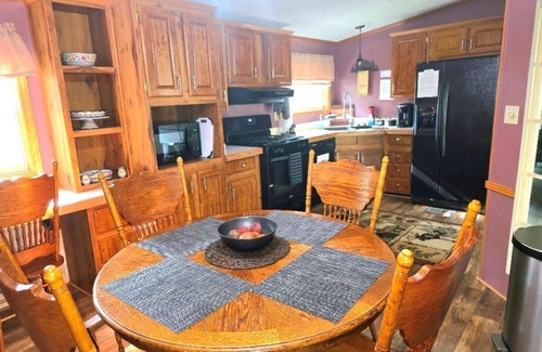 Lyndon Station Haus | Gemütliches Zuhause, nur wenige Minuten von Wisconsin Dells entfernt