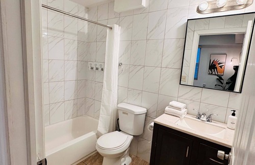 Chinatown Wohnung | Wunderschönes 2-Schlafzimmer-Apartment in der Nähe des Kongresszentrums