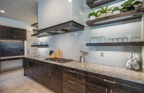 Santa Clara Haus | Neues Angebot: 5 Schlafzimmer / 5 Badezimmer Villa mit Blick / neben dem Pool / Private Hot Tub