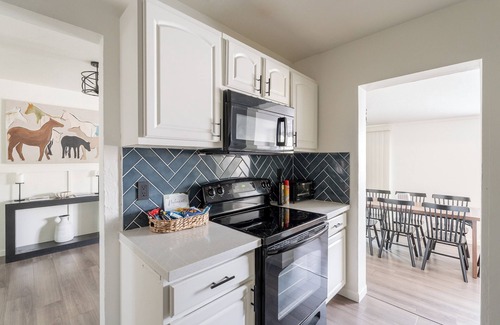 Camelback East Haus | Arcadia Oasis, 4BR Ranch w/Private Pool & Den