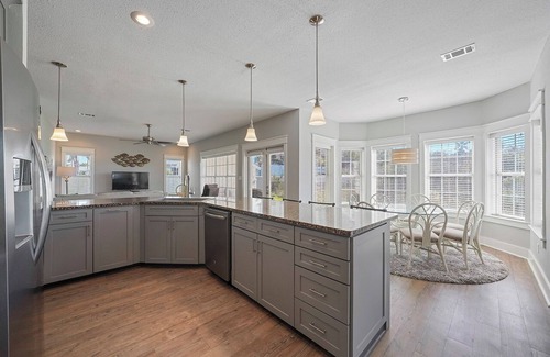 Gulf Pines Haus | Array of Sunshine - Vacation Home Near the Beach with Private Pool