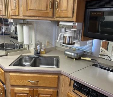 Quakertown Sonstige | Art Rv motorhome