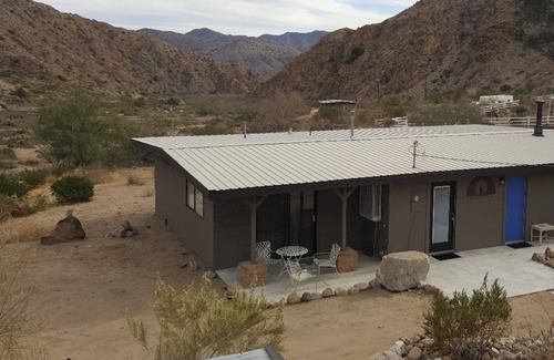 Morongo Valley Hütte | Hidden Passage Guest Ranch - Artemis