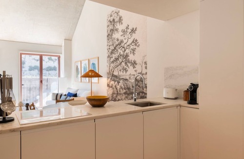 Marvila Wohnung | Artsy 3BDR Duplex by LovelyStay