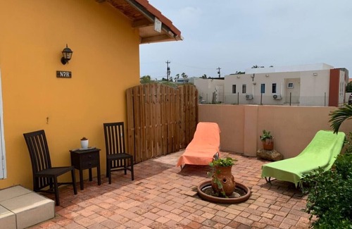 Shiribana Haus | Aruba Local Private House