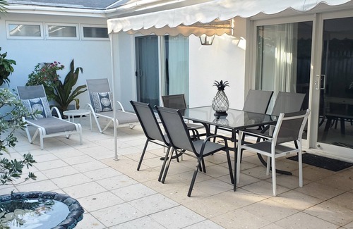 Paradise Island Villa | Perfekte Villa für einen Inselurlaub! 2 bett 2 bad, 6 personen - hohe qualität!