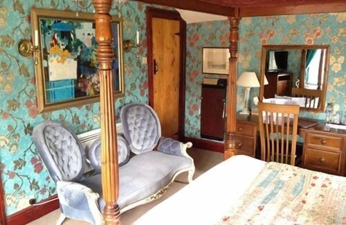 Little Bollington Haus | Ash Farm Country Guest House