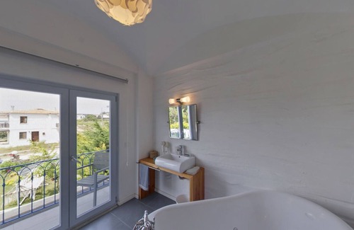 Bozcaada Hotel | Aspasia House Hotel