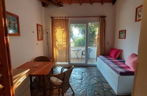 Ormos Koumeikon Haus | Erstaunliches Haus mit Meerblick auf der Insel Samos